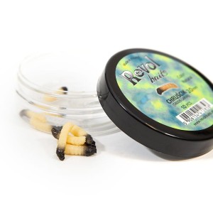 przynęta Chruścik REVOL BAITS dł.20mm - kolor Natural / zapach Ser Czosnek / 1szt.